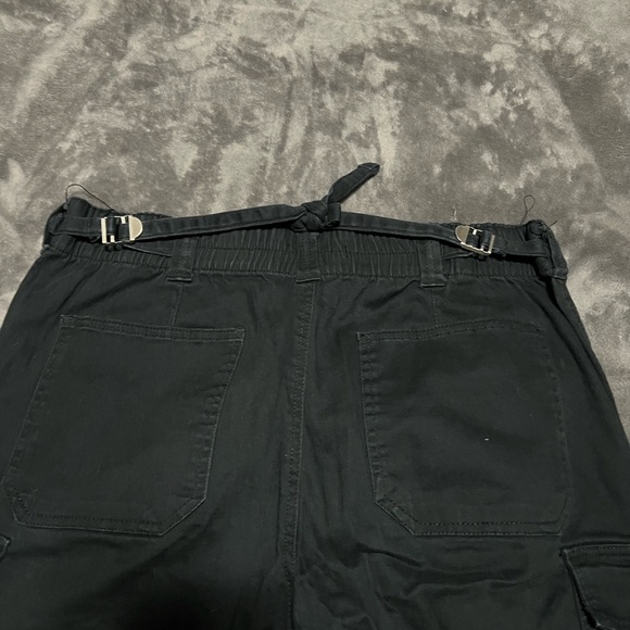 Gray and Black Pants Set - Picture 6 of 7